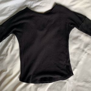 Black ribbed 3/4 sleeve top